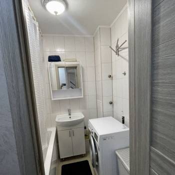 Продается 2-х комнатная квартира, 57 м²