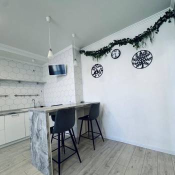 Сдается 2-х комнатная квартира, 75 м²