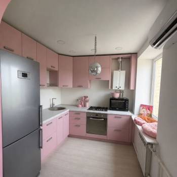 Продается 3-х комнатная квартира, 57 м²