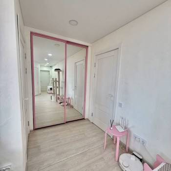Продается 3-х комнатная квартира, 57 м²
