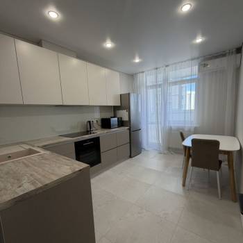 Сдается 2-х комнатная квартира, 60 м²