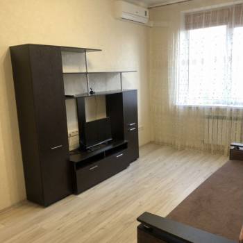 Сдается 1-комнатная квартира, 45,7 м²