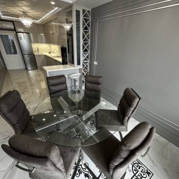 Продается Многокомнатная квартира, 114 м²