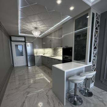 Продается Многокомнатная квартира, 114 м²