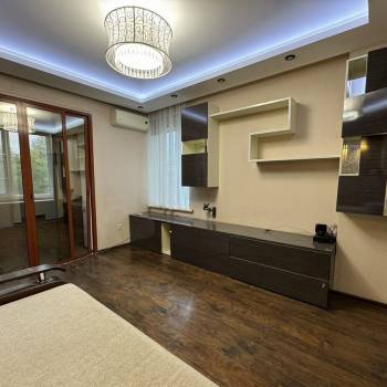 Сдается 2-х комнатная квартира, 57 м²