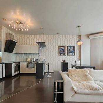 Продается 3-х комнатная квартира, 100 м²