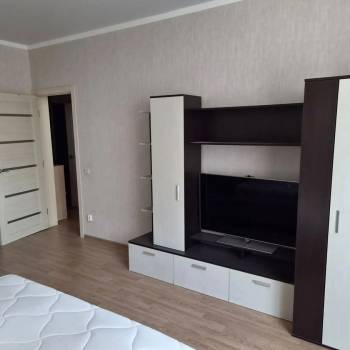 Сдается 1-комнатная квартира, 41 м²