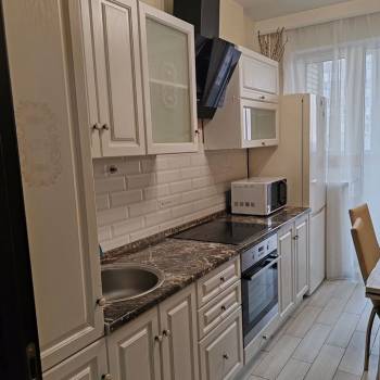 Сдается 1-комнатная квартира, 38 м²