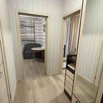 Сдается 1-комнатная квартира, 38 м²