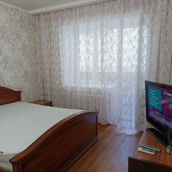 Сдается 1-комнатная квартира, 60 м²