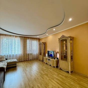 Продается 3-х комнатная квартира, 99,8 м²