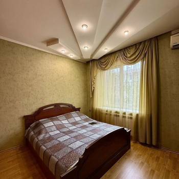 Продается 3-х комнатная квартира, 99,8 м²