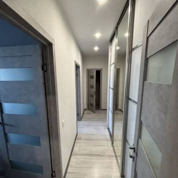 Продается 1-комнатная квартира, 43 м²