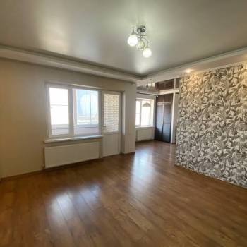 Продается 1-комнатная квартира, 86,5 м²
