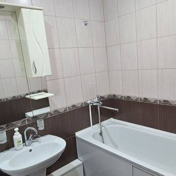 Сдается 1-комнатная квартира, 37,4 м²
