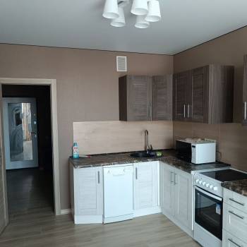 Сдается 1-комнатная квартира, 38 м²