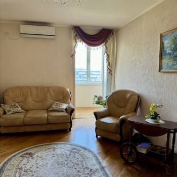 Сдается Многокомнатная квартира, 75 м²