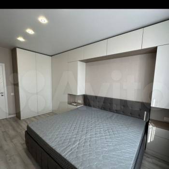 Сдается Многокомнатная квартира, 80 м²
