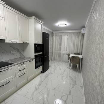 Сдается 2-х комнатная квартира, 61 м²