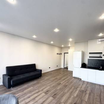 Продается 1-комнатная квартира, 35 м²