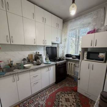 Продается 1-комнатная квартира, 32 м²