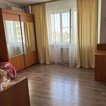 Продается 1-комнатная квартира, 37,8 м²