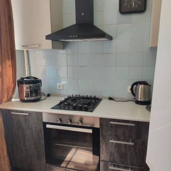 Продается 1-комнатная квартира, 30 м²