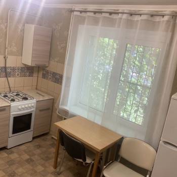 Сдается 1-комнатная квартира, 37 м²