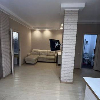 Сдается 1-комнатная квартира, 43 м²