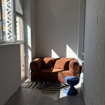 Сдается 1-комнатная квартира, 56 м²