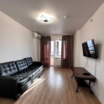 Сдается 2-х комнатная квартира, 65 м²