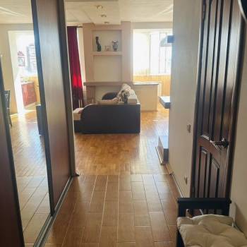 Продается 1-комнатная квартира, 50 м²