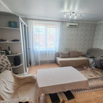 Продается 1-комнатная квартира, 27 м²