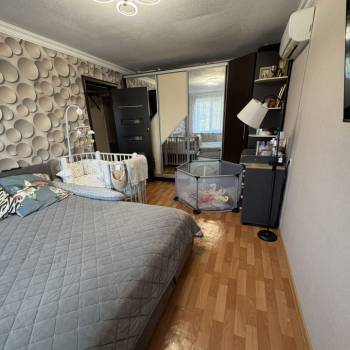 Продается 2-х комнатная квартира, 42 м²