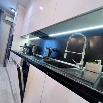 Продается 3-х комнатная квартира, 63 м²