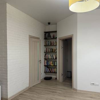 Продается 2-х комнатная квартира, 98 м²
