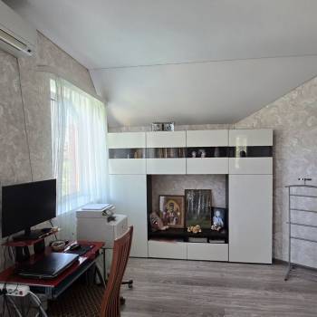Продается Дом, 158 м²