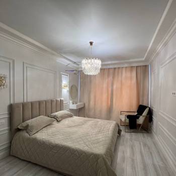 Сдается 2-х комнатная квартира, 76 м²