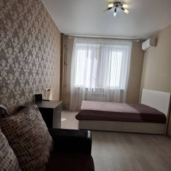 Сдается 1-комнатная квартира, 39 м²