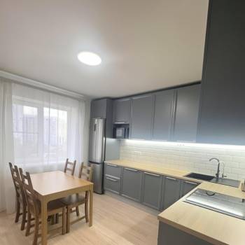 Сдается 2-х комнатная квартира, 56 м²