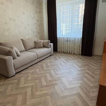 Сдается 1-комнатная квартира, 39 м²