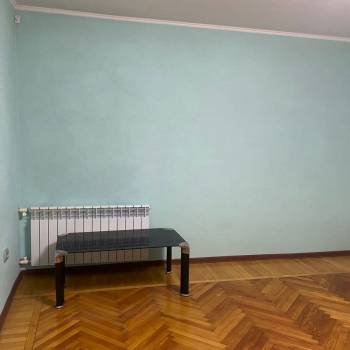 Продается 1-комнатная квартира, 37 м²