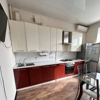 Сдается 1-комнатная квартира, 45 м²
