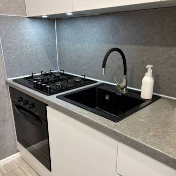 Продается 1-комнатная квартира, 33 м²