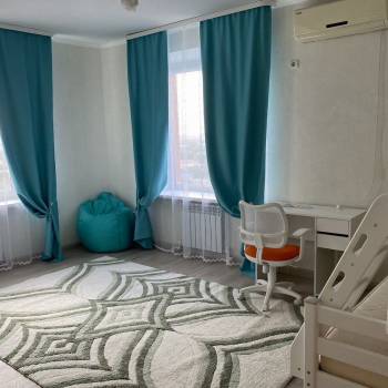Сдается Многокомнатная квартира, 90 м²