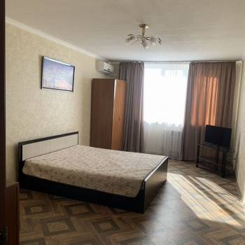 Сдается 1-комнатная квартира, 42 м²