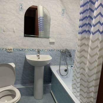 Сдается 1-комнатная квартира, 42 м²