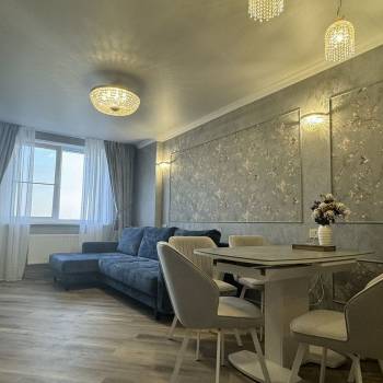 Сдается 1-комнатная квартира, 52 м²