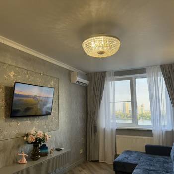 Сдается 1-комнатная квартира, 52 м²
