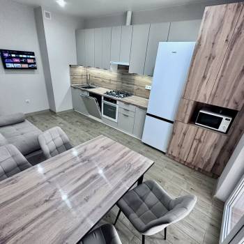 Сдается 2-х комнатная квартира, 63 м²